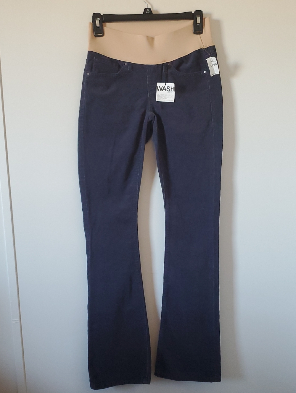 NWT Gap Navy Maternity Bootcut Pants with Beige Waistband Size 24/00